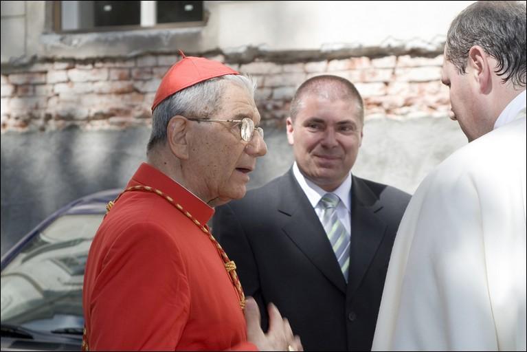 Kardinl Giovanni Coppa ve Ktinch - 8.7.2008 -  foto 1
