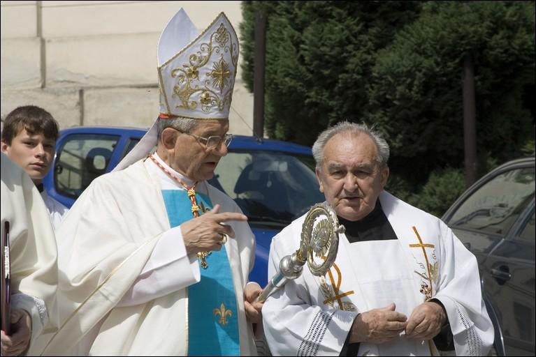 Kardinl Giovanni Coppa ve Ktinch - 8.7.2008 -  foto 10