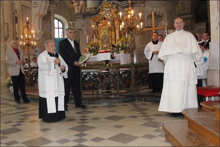 Kardinl Giovanni Coppa ve Ktinch - 8.7.2008 -  foto 72