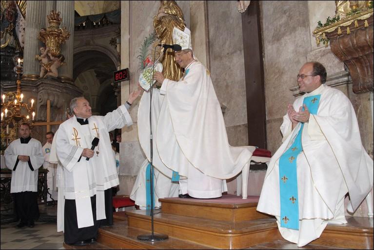 Kardinl Giovanni Coppa ve Ktinch - 8.7.2008 -  foto 74