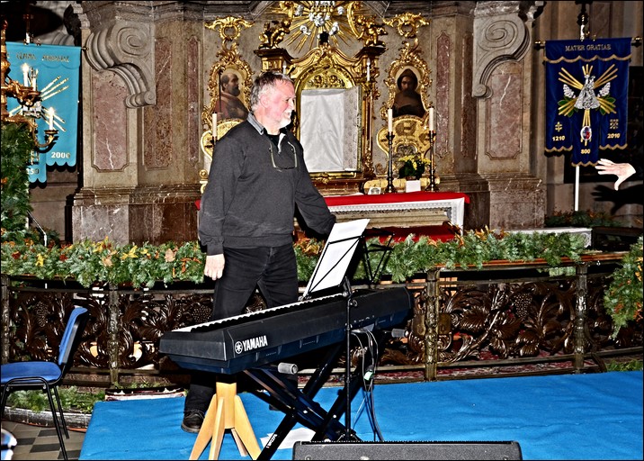 Pedvnon benefin koncert Marty Kubiov - 28.11.2014 -  foto 9